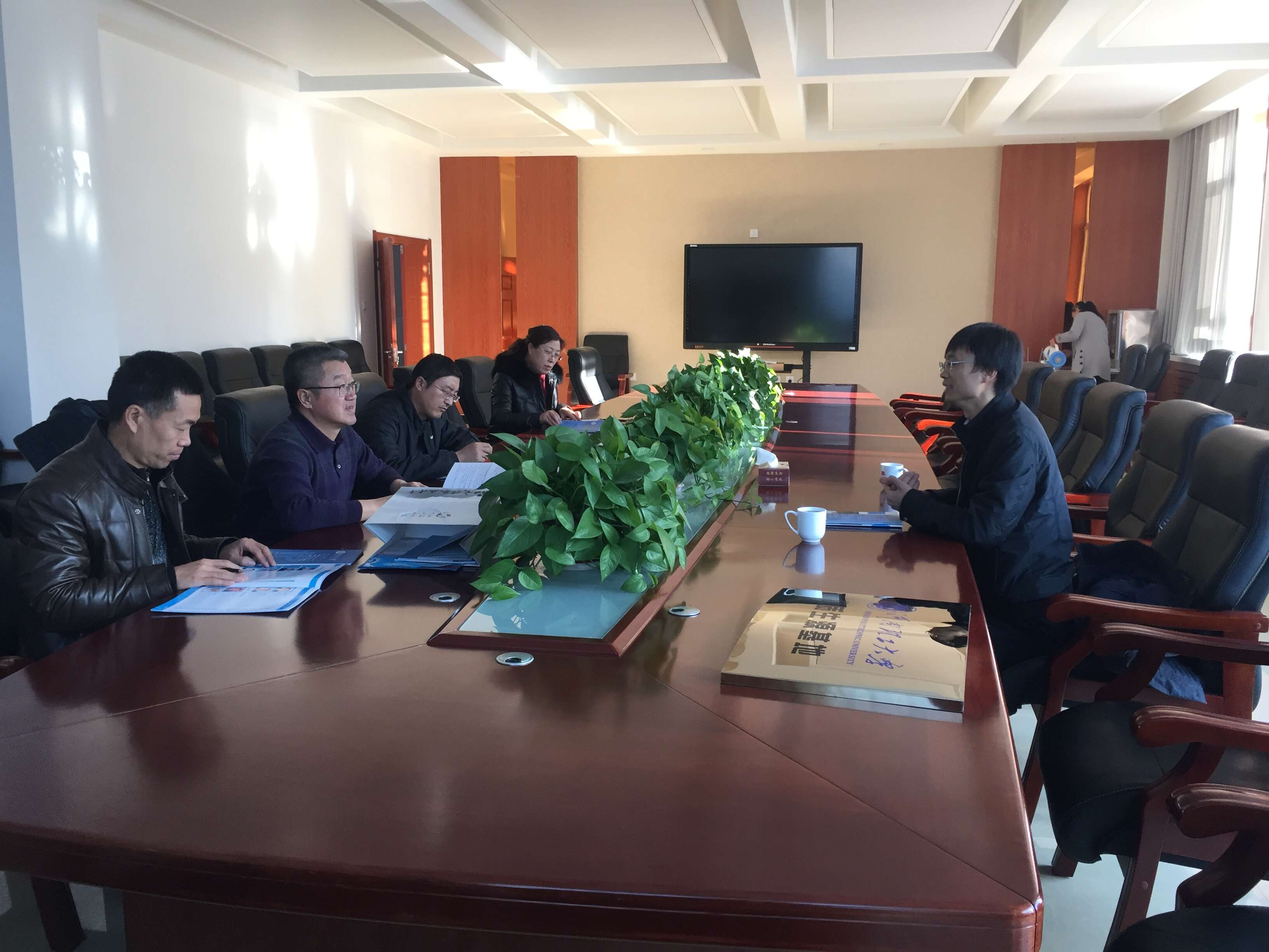 QQ图片20171206105218.jpg QQ图片20171206105218.jpg